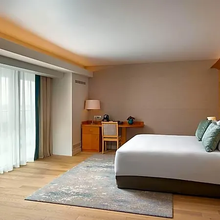 Ana Europa Szálloda 4*