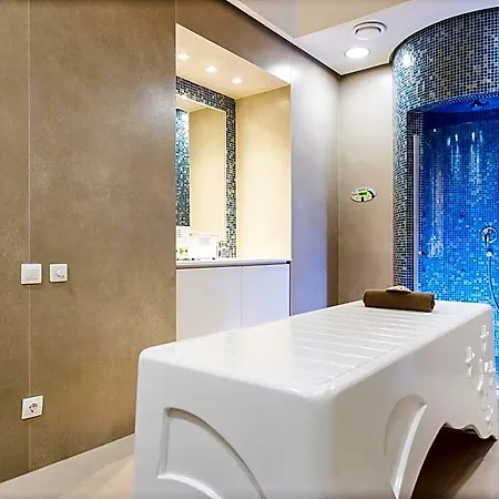 Hotel Ana Europa 4*