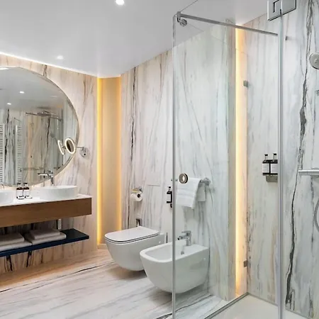 Hotel Ana Europa 4*