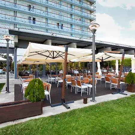 Ana Europa Hotel 4*